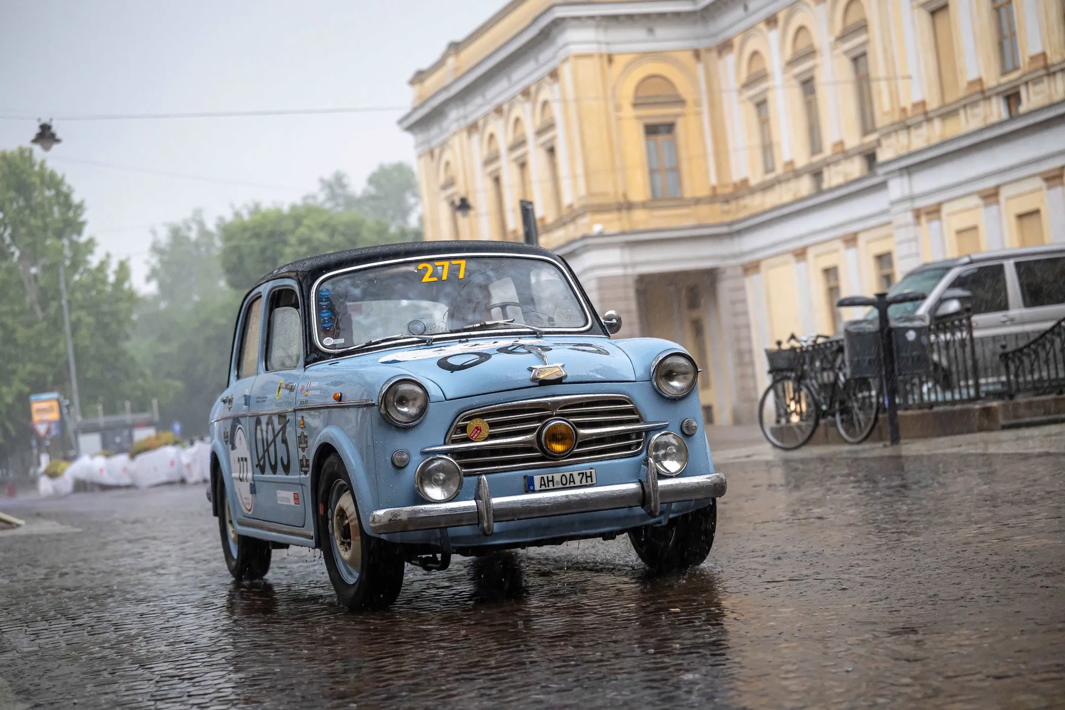 Apollo Tyres extends 1000 Miglia partnership through 2027