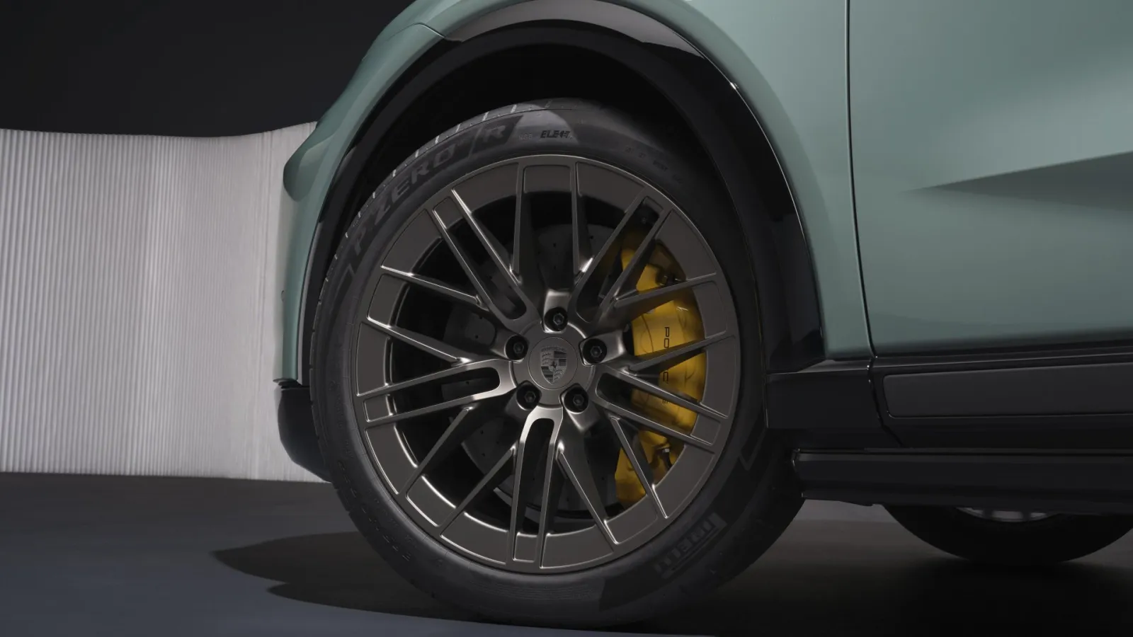 Pirelli P Zero R for Porsche Cayenne Electric Turbo. (Photo: Pirelli)