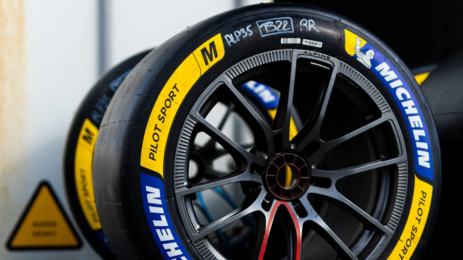 Close-up view of a Michelin Pilot Sport slick endurance race tyre. (Photo: FIA WEC)